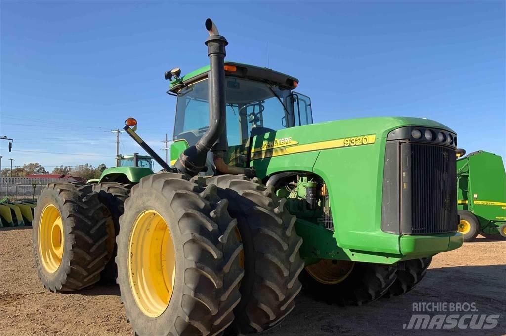 John Deere 9320 Traktori