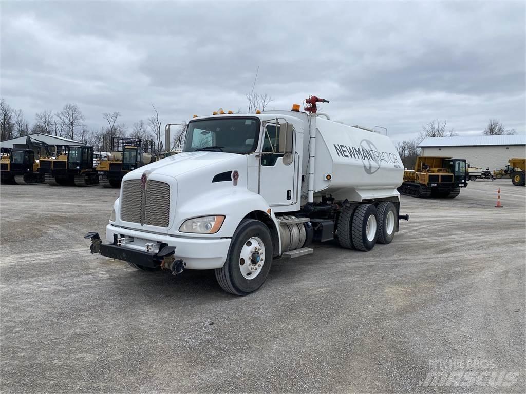 Kenworth T300 Ūdens mašīnas