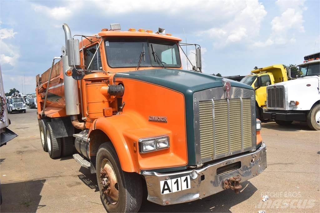 Kenworth T800 Pašizgāzējs