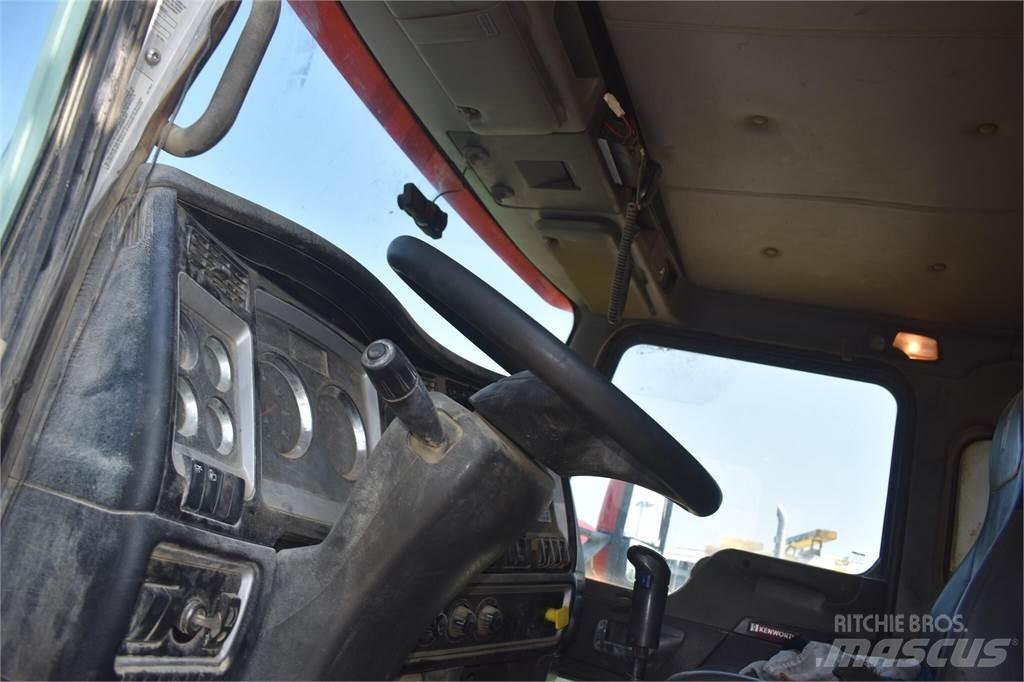 Kenworth T800 Pašizgāzējs