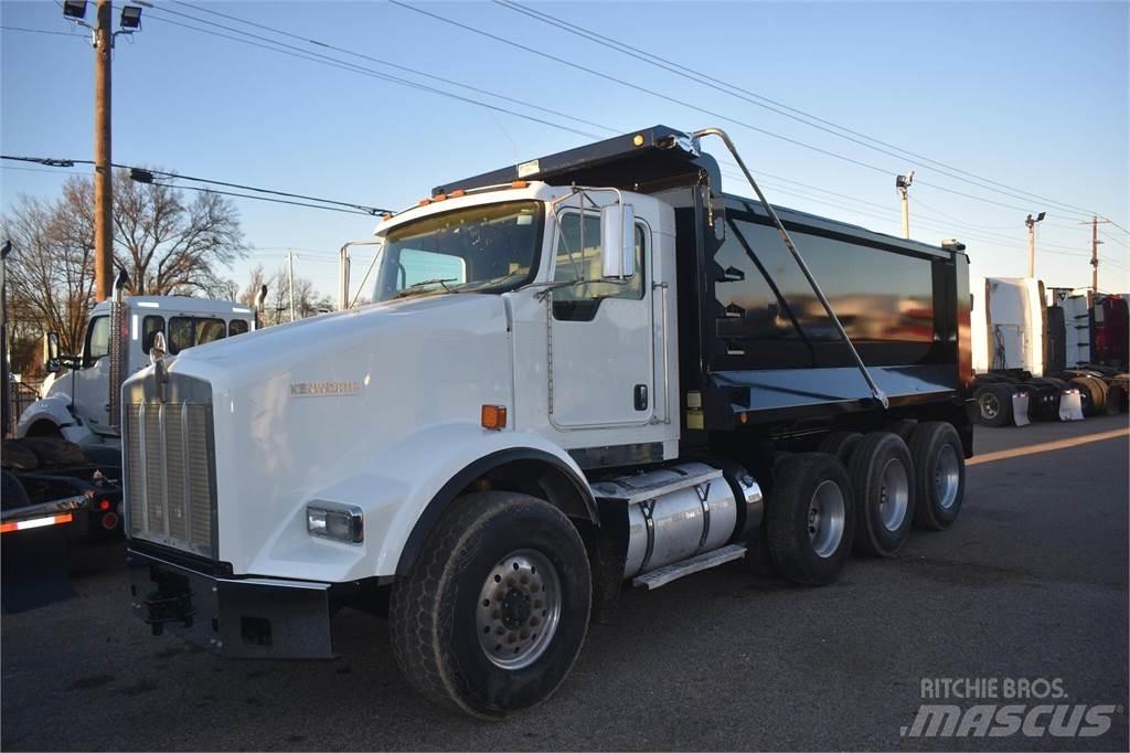 Kenworth T800 Pašizgāzējs