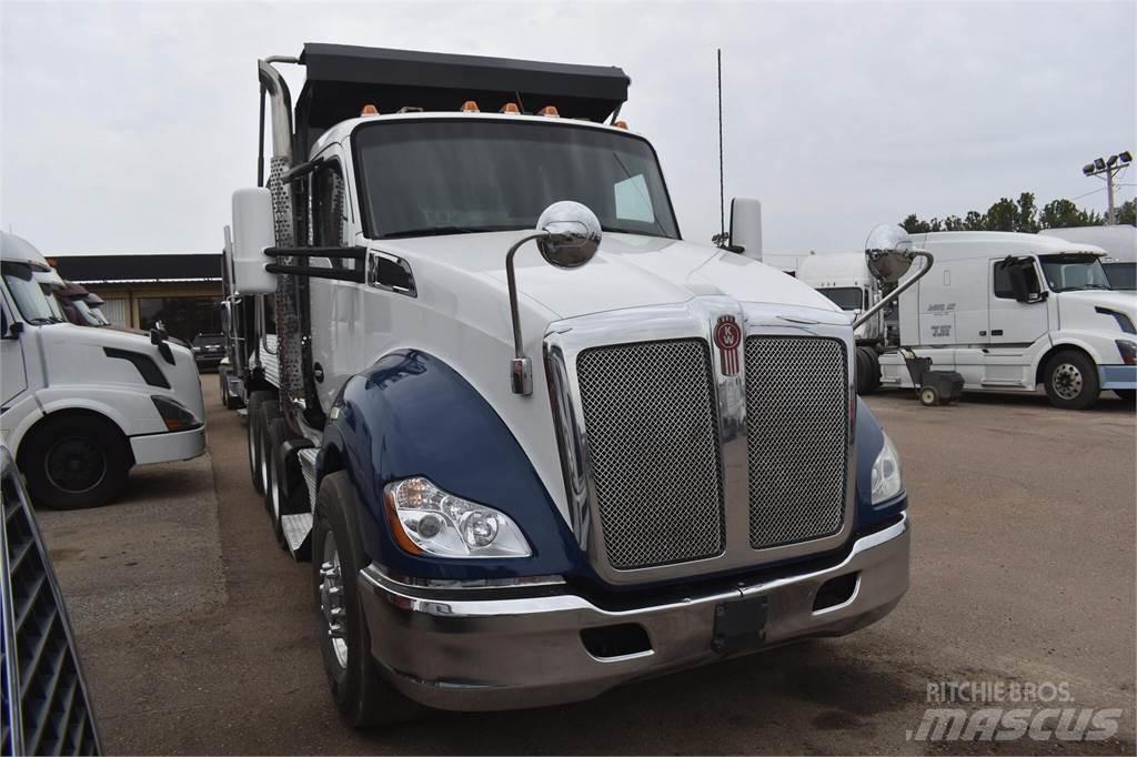 Kenworth T880 Pašizgāzējs