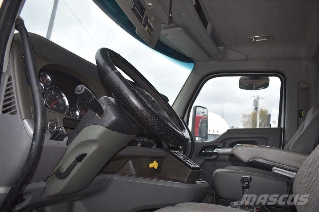 Kenworth T880 Pašizgāzējs
