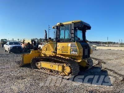 Komatsu D39PX-24 Kāpurķēžu buldozeri