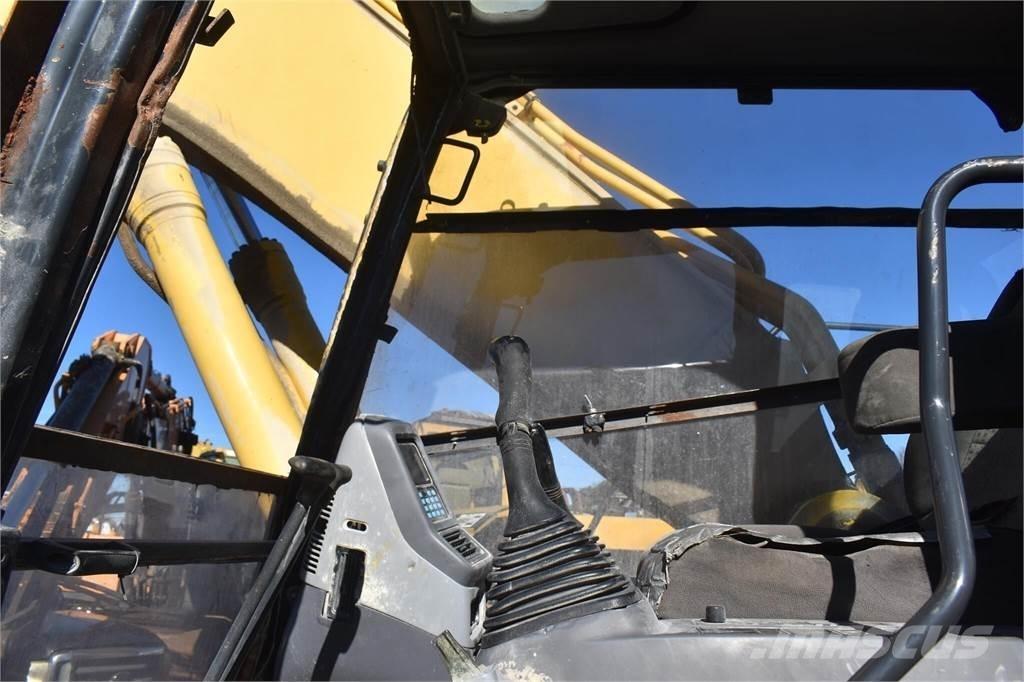 Komatsu PC300 LC-7L Kāpurķēžu ekskavatori