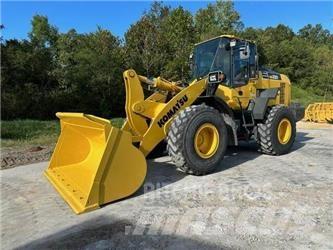 Komatsu WA320-8 Iekrāvēji uz riteņiem