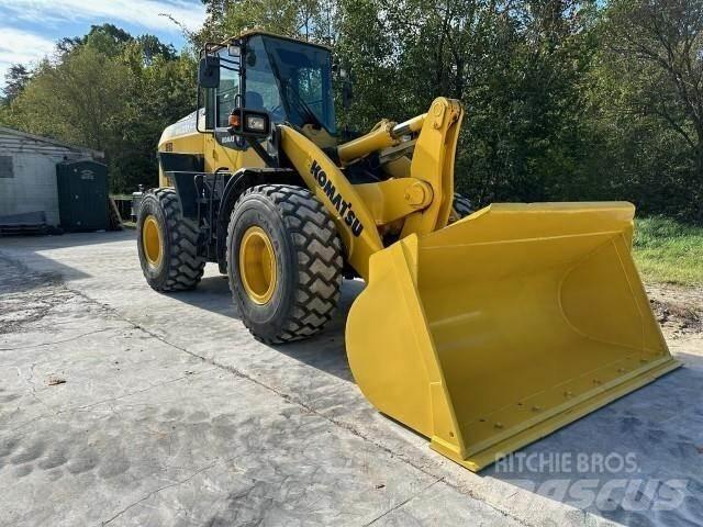 Komatsu WA320-8 Iekrāvēji uz riteņiem