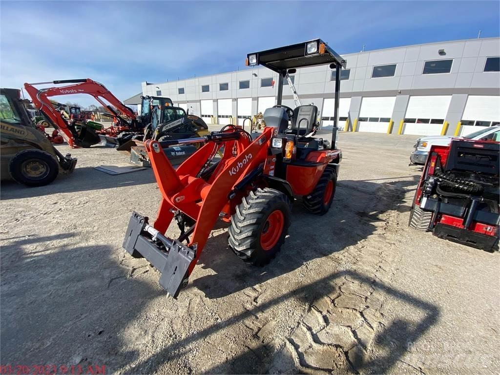 Kubota R430 Iekrāvēji uz riteņiem