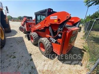 Kubota SSV75 Lietoti riteņu kompaktiekrāvēji