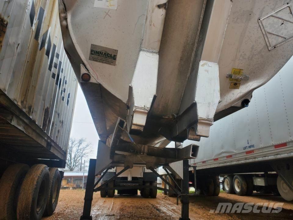 MAC TRAILER MFG Pašizgāzējs