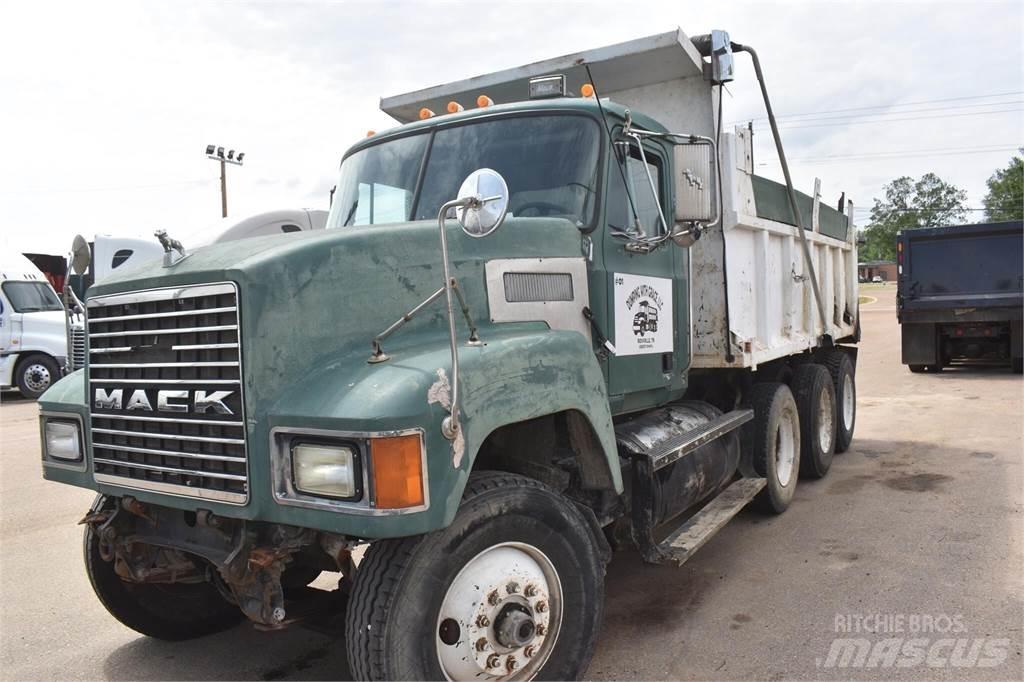 Mack CH613 Pašizgāzējs