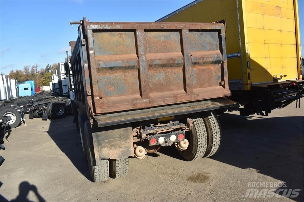 Mack CH613 Pašizgāzējs