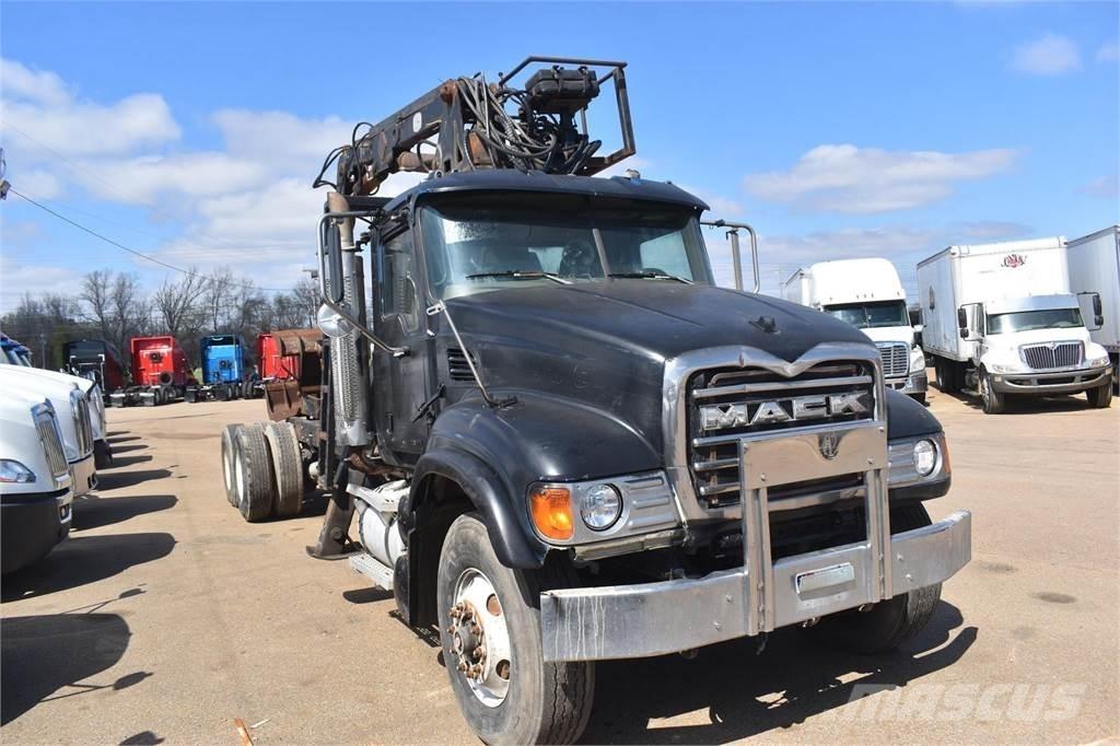Mack GRANITE CV713 Smagās mašīnas ar celtni