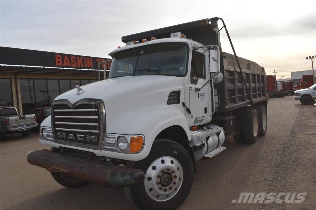 Mack GRANITE CV713 Pašizgāzējs