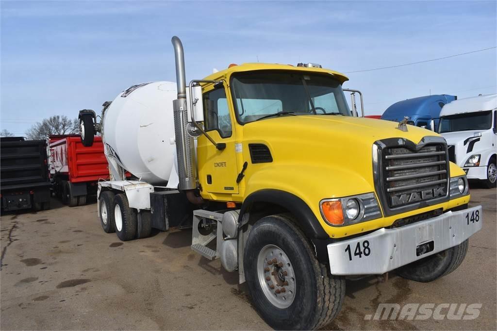 Mack GRANITE CV713 Betonvedēji
