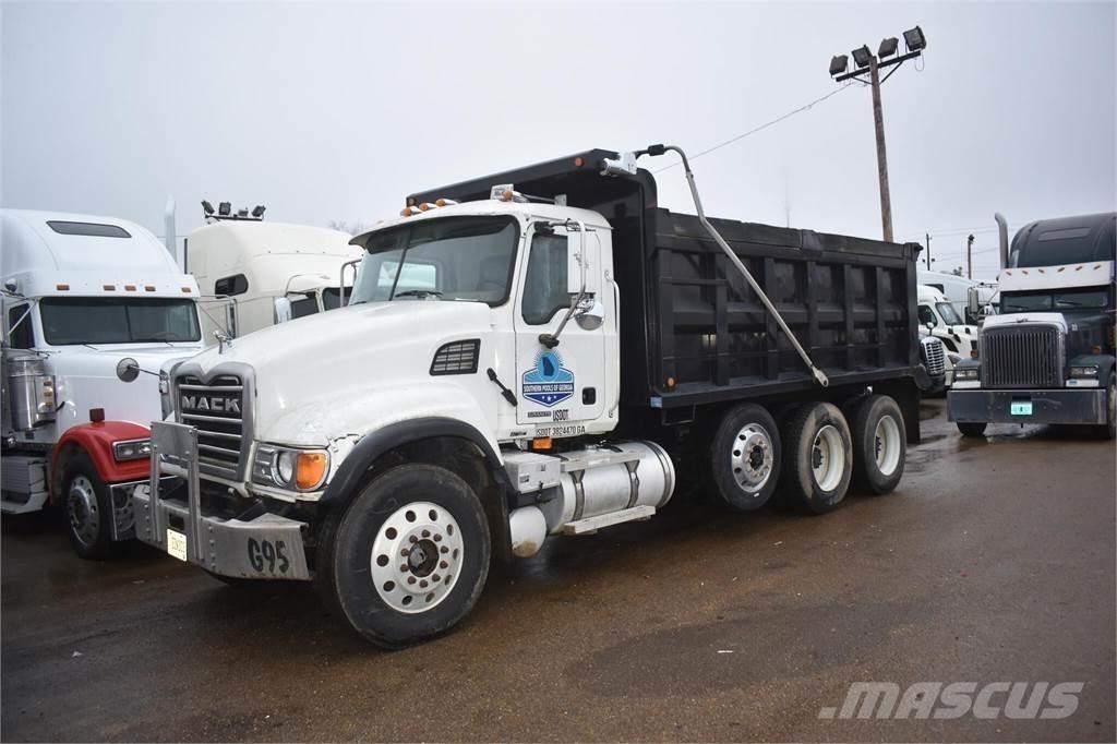 Mack GRANITE CV713 Pašizgāzējs