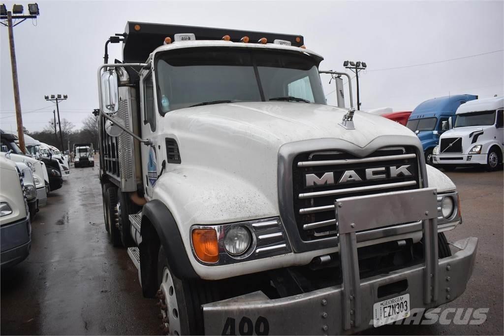 Mack GRANITE CV713 Pašizgāzējs
