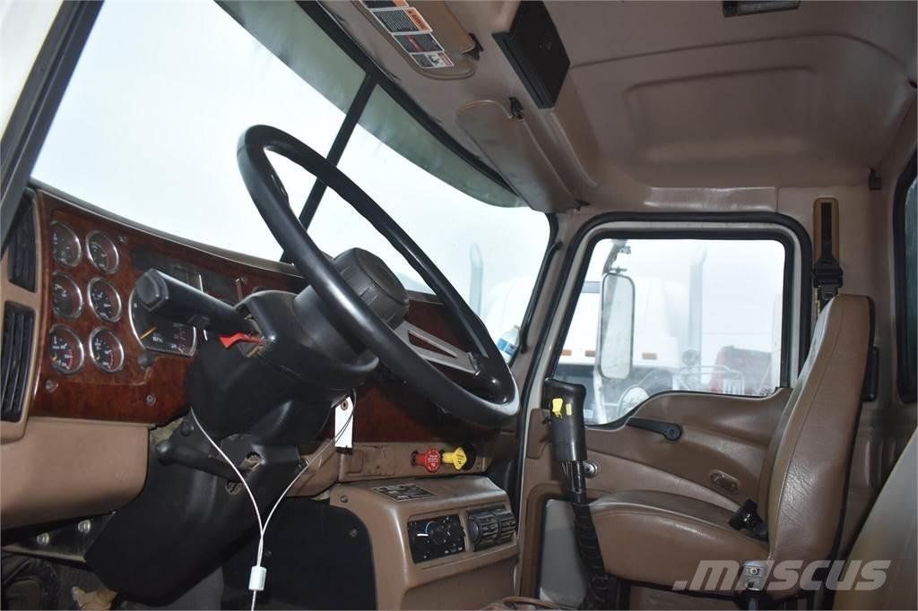 Mack GRANITE CV713 Pašizgāzējs