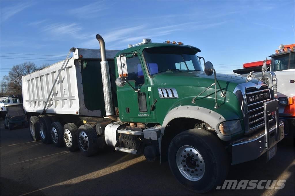 Mack GRANITE GU713 Pašizgāzējs