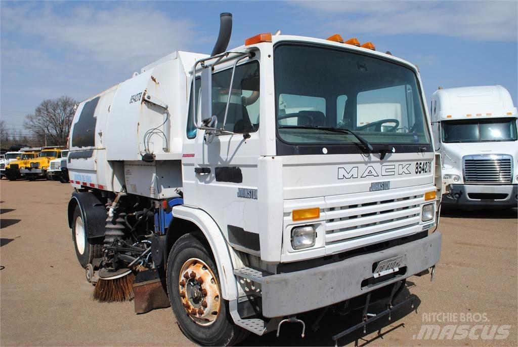Mack MIDLINER MS250 Ielu tīrāmās mašīnas