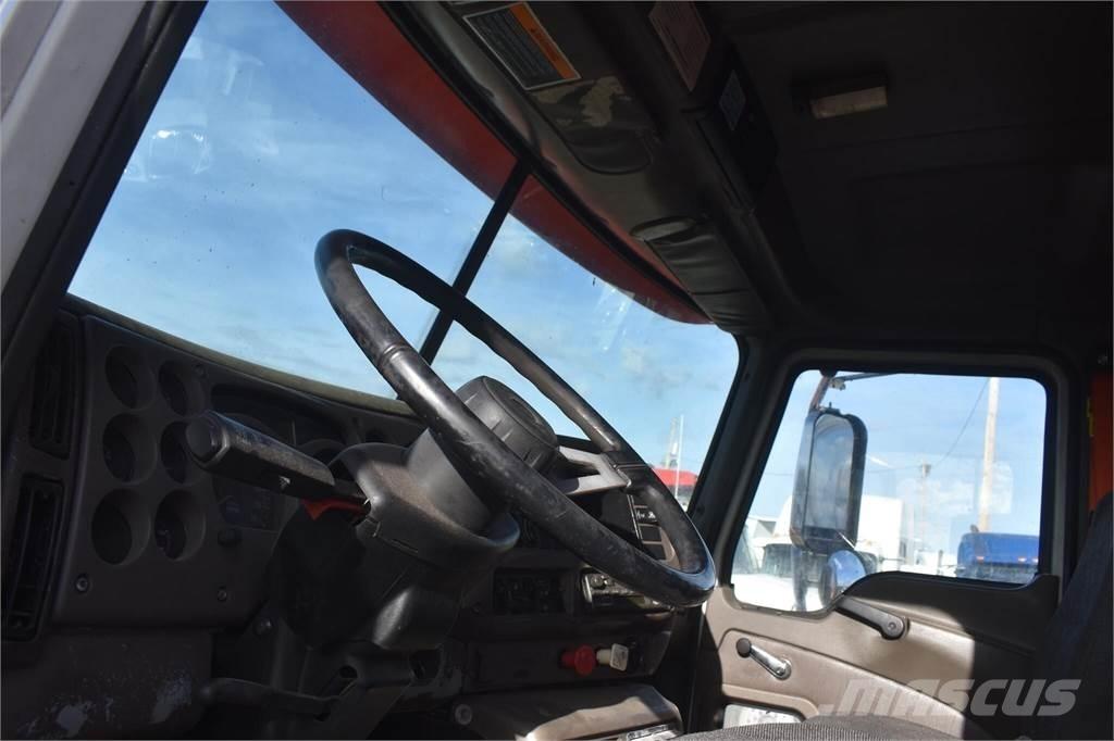 Mack VISION CX612 Pašizgāzējs