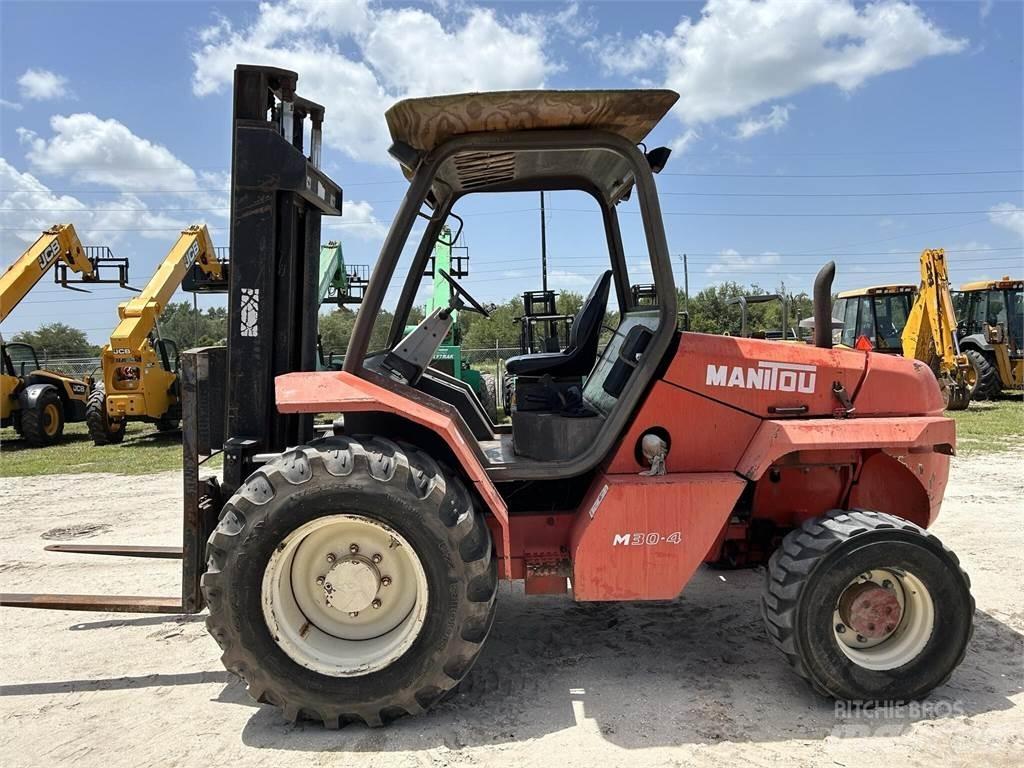Manitou M30.4 Apvidus autokrāvējs
