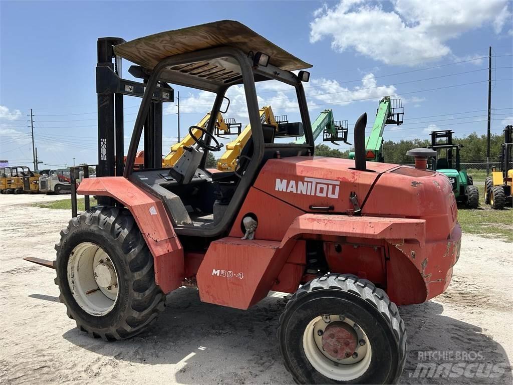Manitou M30.4 Apvidus autokrāvējs