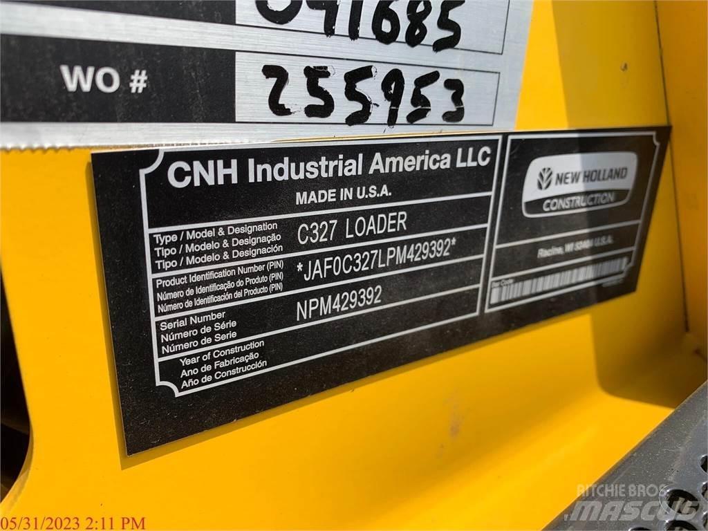 New Holland C327 Lietoti riteņu kompaktiekrāvēji