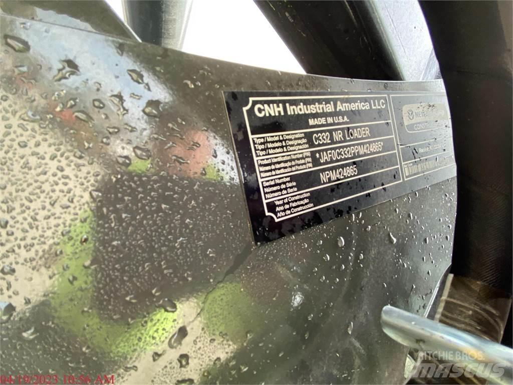 New Holland C332 Lietoti riteņu kompaktiekrāvēji