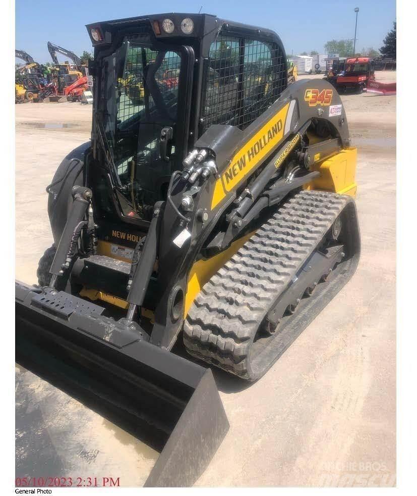 New Holland C345 Lietoti riteņu kompaktiekrāvēji