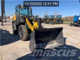 New Holland W80C Iekrāvēji uz riteņiem