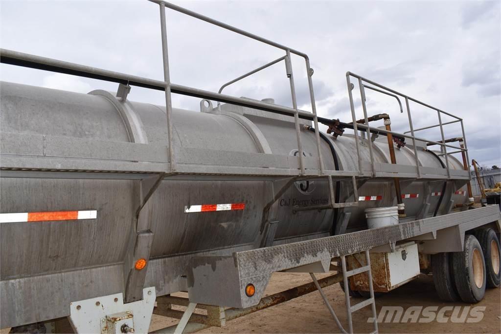  OVERLAND Autocisternas