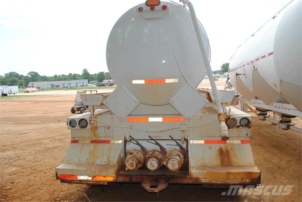  OVERLAND Autocisternas