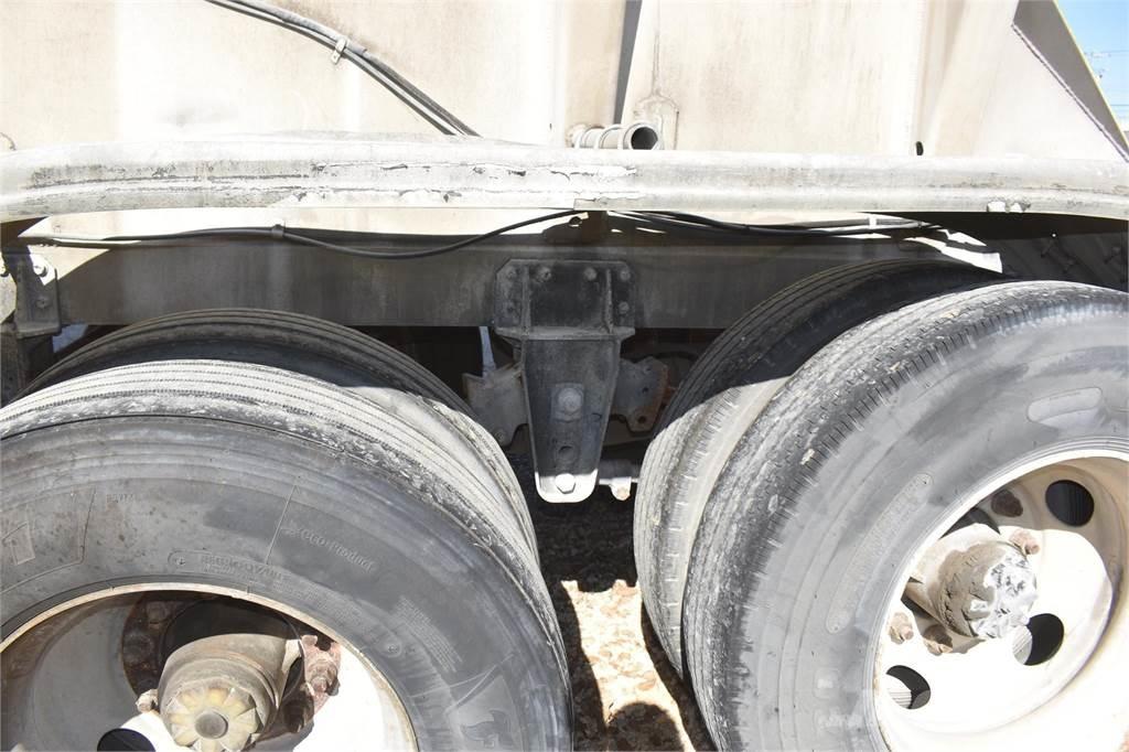  PENSKE Autocisternas