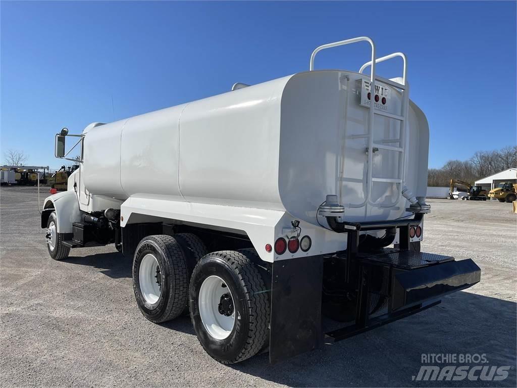 Peterbilt 330 Ūdens mašīnas