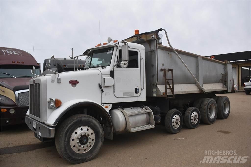 Peterbilt 365 Pašizgāzējs