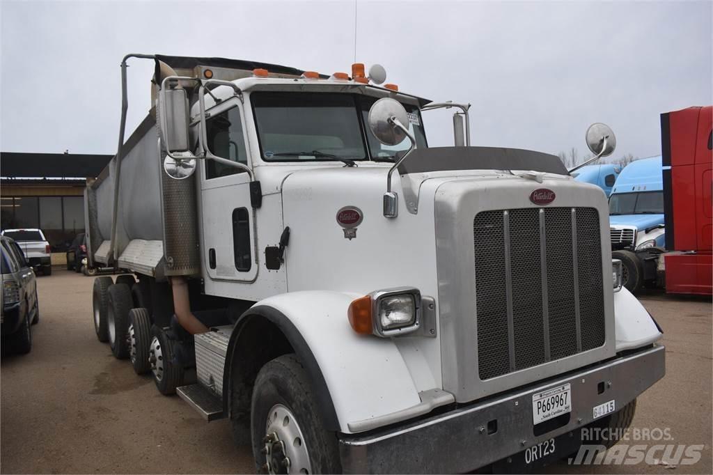 Peterbilt 365 Pašizgāzējs