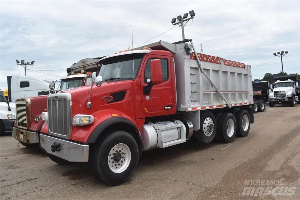 Peterbilt 567 Pašizgāzējs