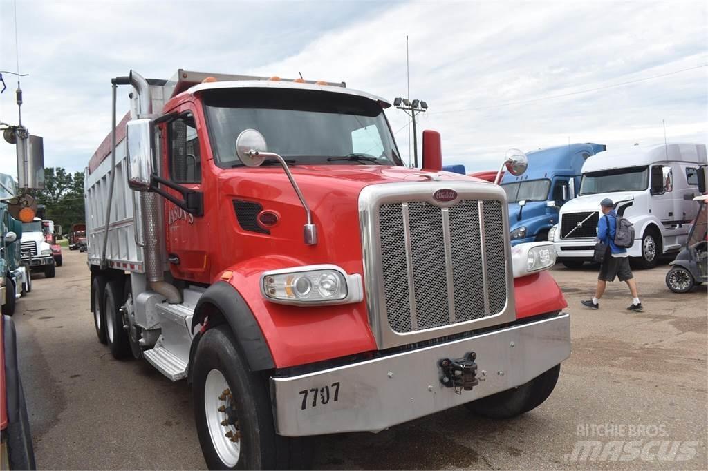 Peterbilt 567 Pašizgāzējs