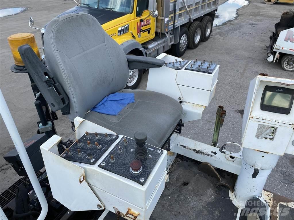 Roadtec RP190E Asfalta klājēji