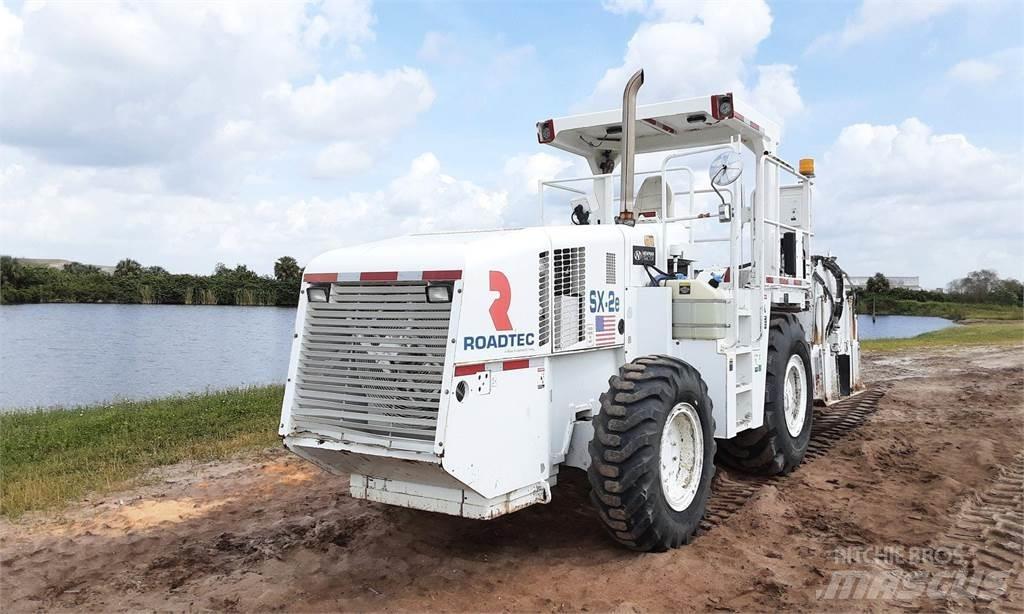 Roadtec SX2E Asfalta savācējs