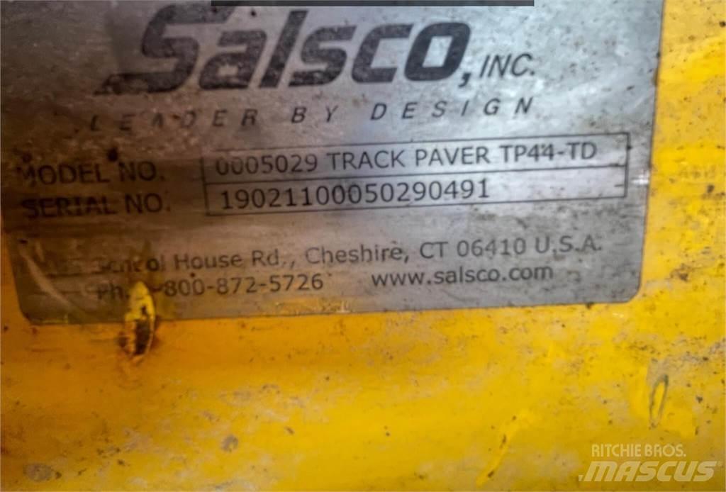  SALSCO TP44TD Asfalta klājēji