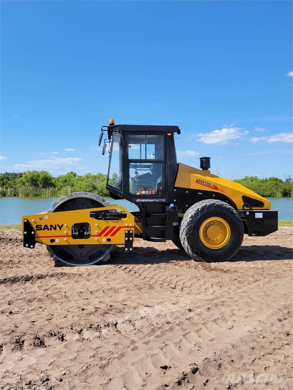 Sany SSR120C-8 Divvalču grunts veltņi