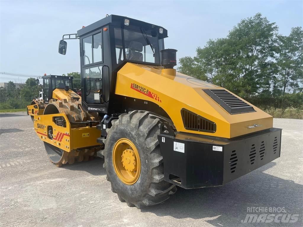 Sany SSR120C-8 Divvalču grunts veltņi