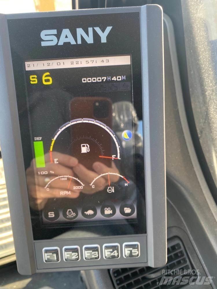Sany SY225C Kāpurķēžu ekskavatori