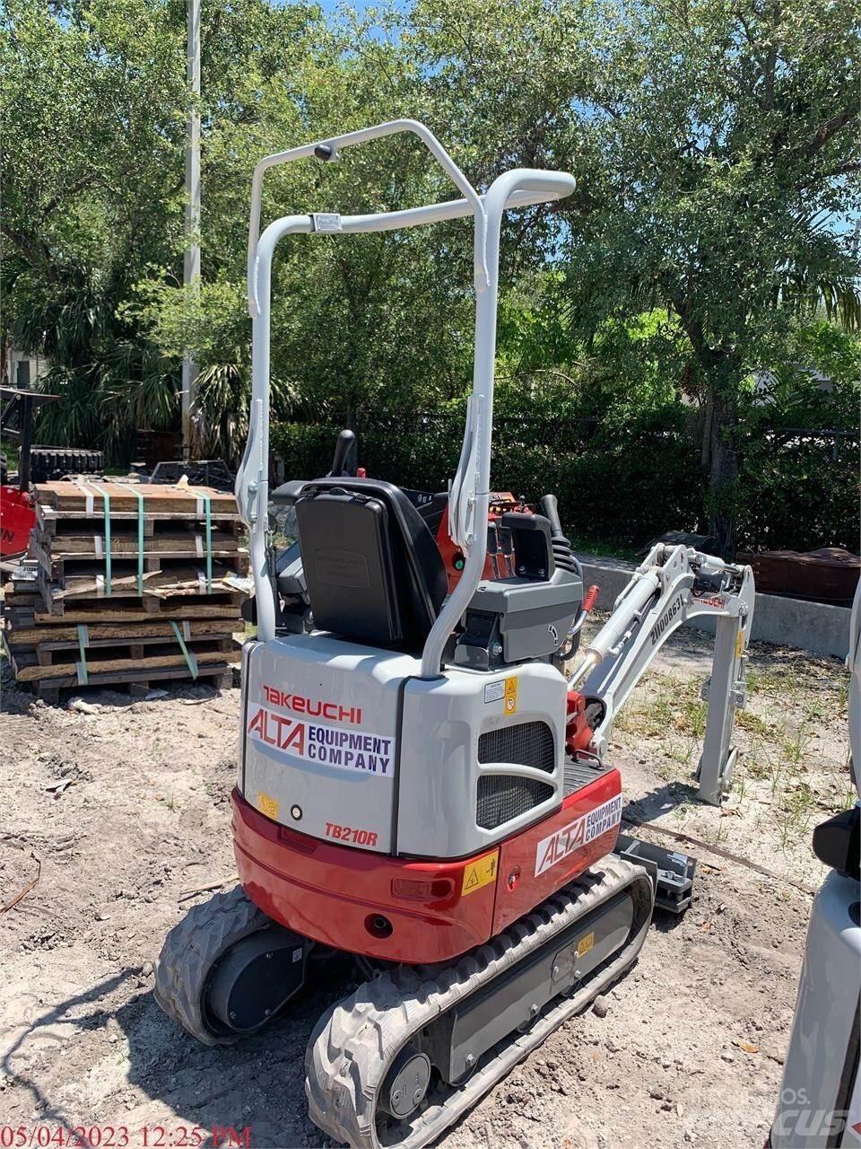 Takeuchi TB210R Mini ekskavatori < 7 t