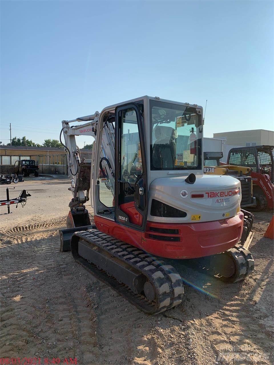 Takeuchi TB250-2 Mini ekskavatori < 7 t
