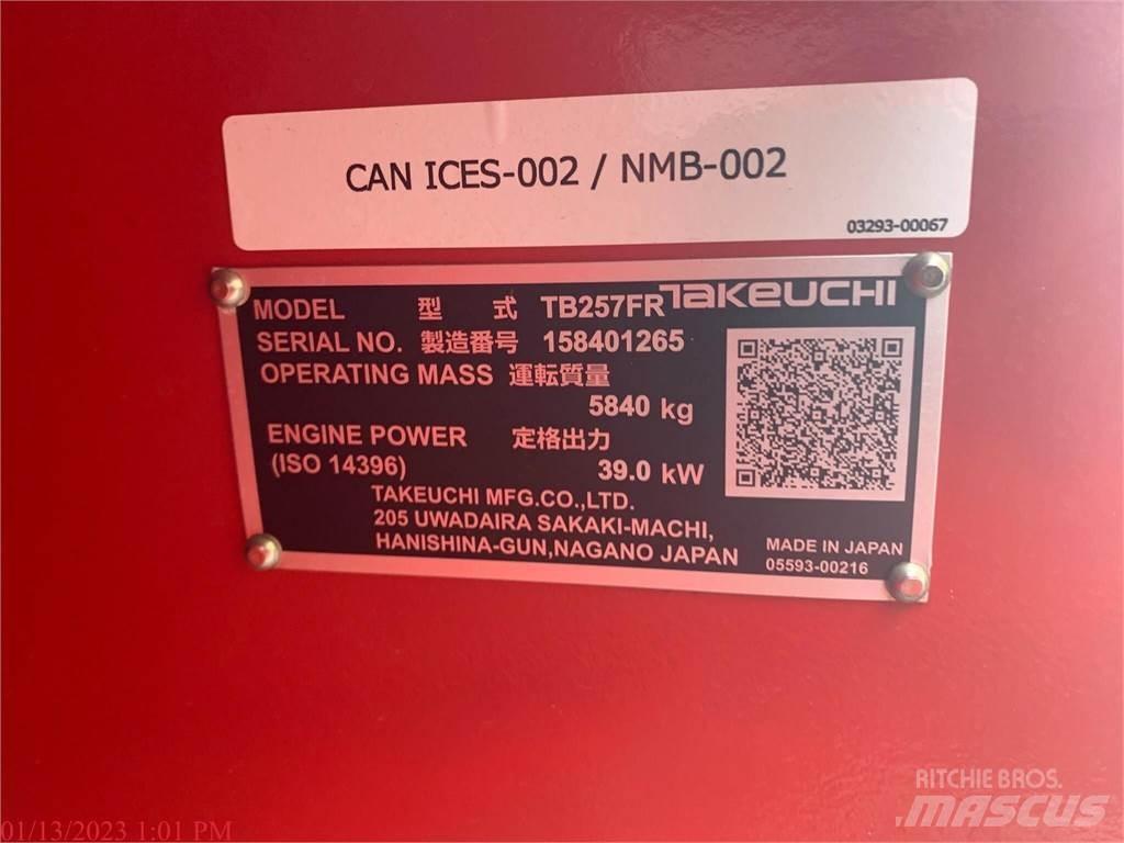 Takeuchi TB257FR Kāpurķēžu ekskavatori