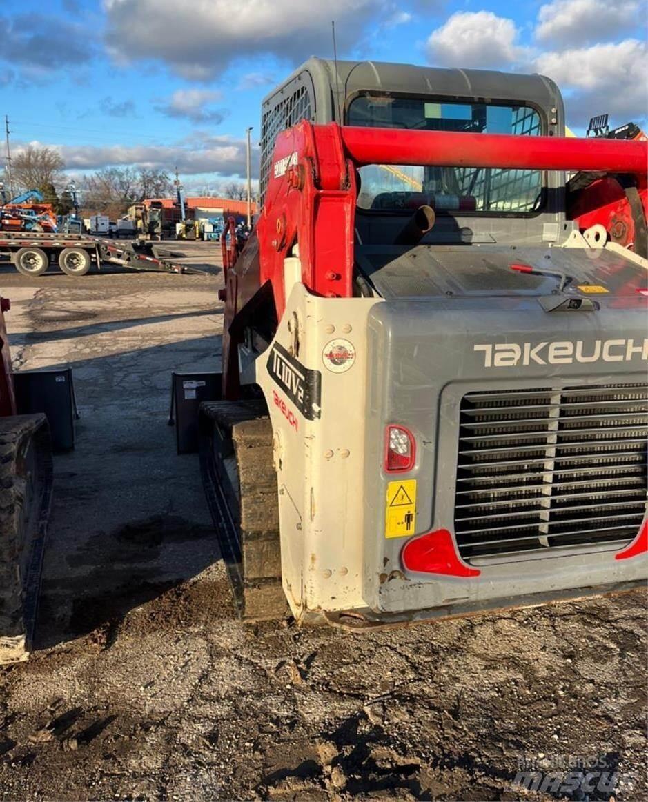 Takeuchi TL10V2 Lietoti riteņu kompaktiekrāvēji