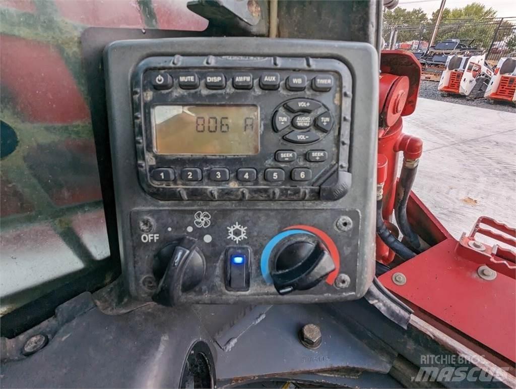 Takeuchi TL12V2 Lietoti riteņu kompaktiekrāvēji